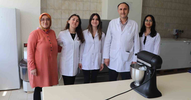 Geliştirilen bu yoğurucu ile artık yüzde 100 çavdar unundan ekmek yapılabilecek