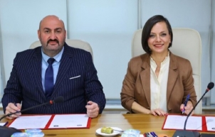 İhtiyaç sahiplerine her gün ücretsiz ekmek desteği