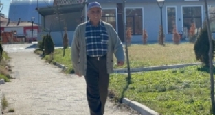 Fırıncılıktan emekli olduktan sonra her gün yürüyüşe başladı