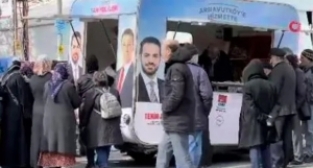 Ekmek seçim propagandası oldu!