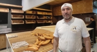 Depremzedeler için Ukrayna'dan döndü! Ekmek üretmeye başladı