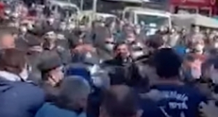 Ümraniye'de Halk Ekmek büfe yerleşiminde olaylar çıktı