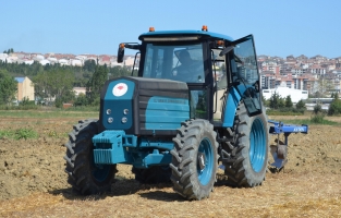 Türkiye'nin ilk yerli elektrikli traktörü Kocaeli'de üretilecek