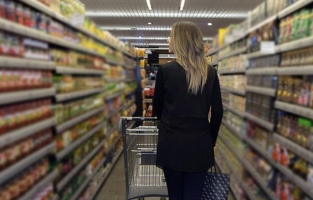 Fahiş fiyat uygulayan 283 firmaya 9 milyon 645 bin lira idari para cezası verildi