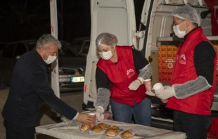 '1 Ekmek 1 Çorba Projesi' Mersin'de 28 noktada yeniden başladı