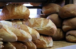 Valilik, mahkeme yoluyla ekmek zammını durdurdu!