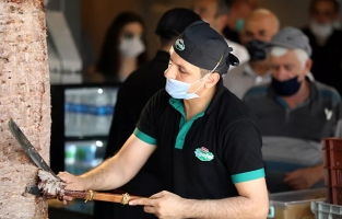 Yeme-içme sektöründen 'tam kapanma' çağrısı