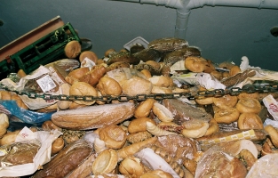 Türkiye'de kişi başına düşen gıda israfı hesaplandı