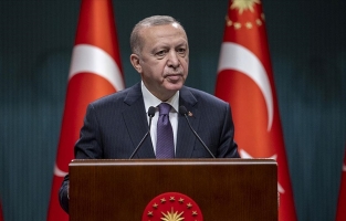Erdoğan: 29 Nisan'dan 17 Mayıs'a kadar sürecek şekilde tam kapanmaya geçiyoruz