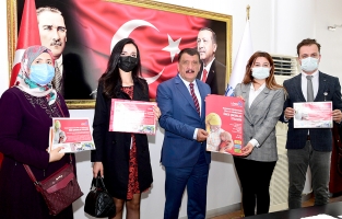 'Günlük 10 Bin Kişiye Ekmek Veriyoruz'