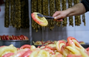 Sadece Ramazan'da üretilen İzmir'in asırlık tatlısına yoğun talep