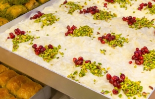 Güllaç ve ekmek başını yaktı, 16 yıllık işinden oldu