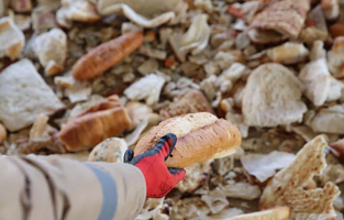 'Toplu tüketim yerlerinde ekmek israfı önleme planları oluşturulmalı' önerisi