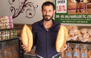 Meslektaşlarına kızan fırıncı, ekmeği 1,5 TL'den satmaya başladı