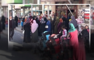 Ücretsiz ekmek dağıtımında izdiham yaşandı