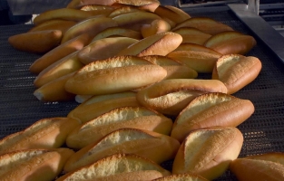 Erzincan'da ekmeğin gramajı düştü, fiyat aynı kaldı