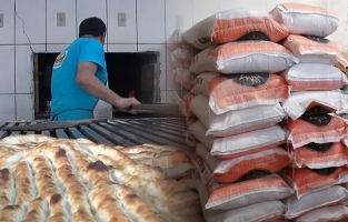 Fırıncılar stokçulara tepki gösterdi