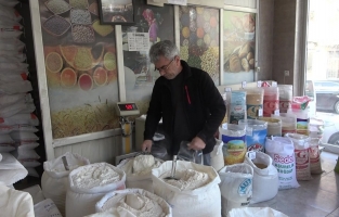 'Devletimiz, buğday ithal edip ekmek ve unun fiyatını düşürmeli'