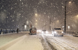 Esnafa kar engeli! Ekmek dağıtımında sorun yok