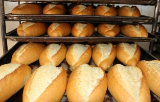 Ekmek zammının gerekçelerini anlattı