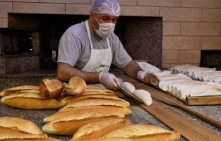 Gaziantep’te ekmek zammı Valilikten döndü!