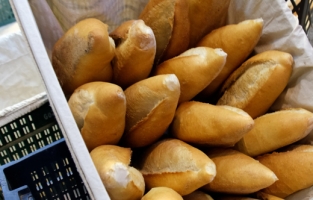 Konya'da ekmeğe %40 zam yapıldı