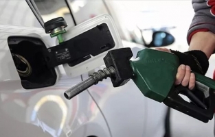 Zam yağmuru: Benzin ve motorin durdurulamıyor