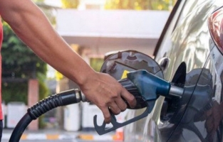 Araç sahipleri dikkat! Benzin ve otogaza indirim geliyor