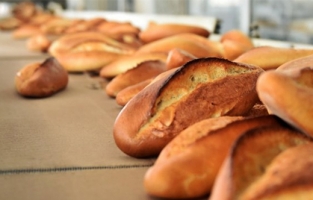 Ekmek maliyetlerini protesto için greve gidiyor