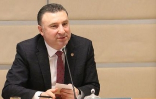 Erdoğan Çetin: Akıl dışı bir hezeyandır