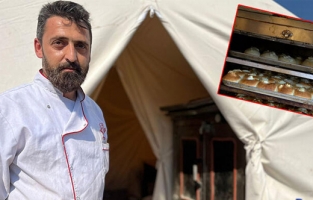 Pastanesini çadıra çevirdi! Ücretsiz poğaça dağıtıyor