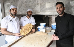 "Yaptığını kardeş kardeşe, baba oğula yapmaz"