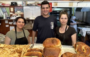 Uluslararası Ticaret bölümünden mezun oldu! Baba mesleği fırıncılığı seçti