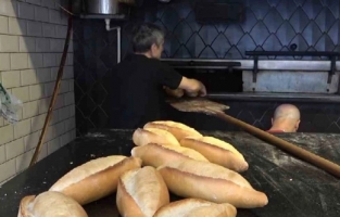 İstanbul'da 200 gram ekmek fiyatı 8 TL'ye çıkarıldı