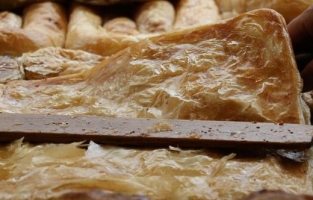 Meclis'te "Kürt böreği" tartışması