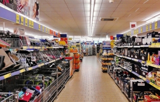 Zincir marketler pazar günü kapanıyor mu?