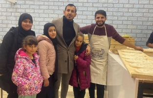 Batman'da öğrencilerden "askıda ekmek" kampanyasına destek