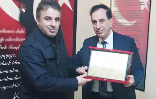 Fırıncılar 'Asrın felaketi'nde vatandaşın yanındaydı!