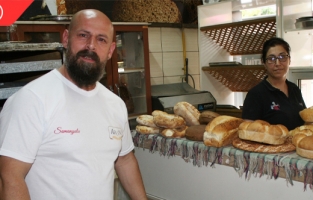 Bu fırında poşetini getirene ekmek 1 lira indirimli...