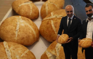Ata tohumundan üretilen ekmek satışları başladı