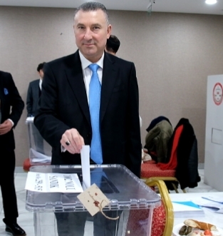 İstanbul Fırıncılar Odası'nda Erdoğan Çetin güven tazeledi