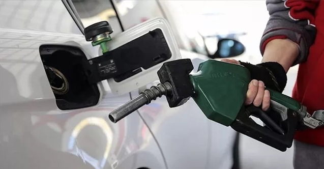 Zam yağmuru: Benzin ve motorin durdurulamıyor