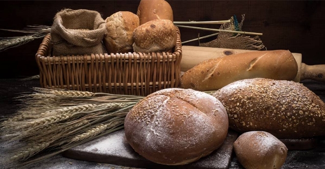 Ekmeğin bayatlamasını ve küflenmesini nasıl önlersiniz? Fark edilmeyen hatalar...