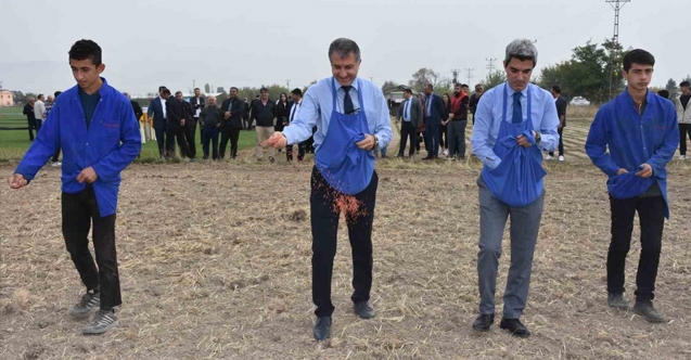 Ziraat okulunda hedef 120 ton buğday üretimi