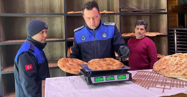 Zabıta fırınlarda gramaj ve hijyeni mercek altına aldı