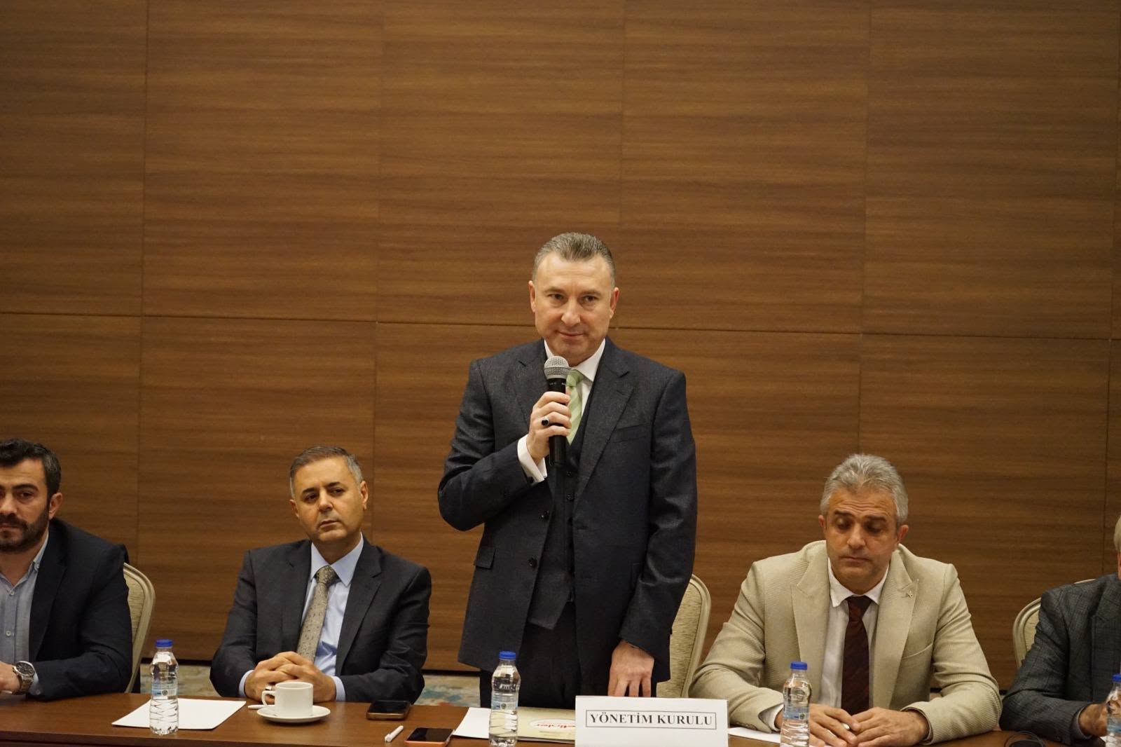 İstanbul fırıncı esnafı tek yürek: Erdoğan Çetin'den gövde gösterisi